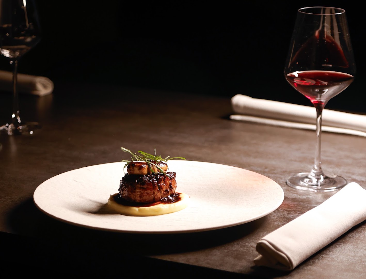 Peculiare Restaurant
