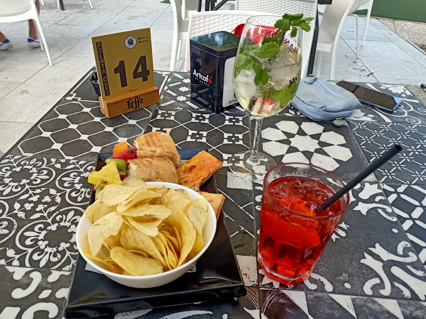 PELOTA CAFÈ