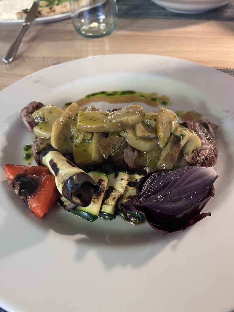PEPÈ Beer & Grill, Maglie