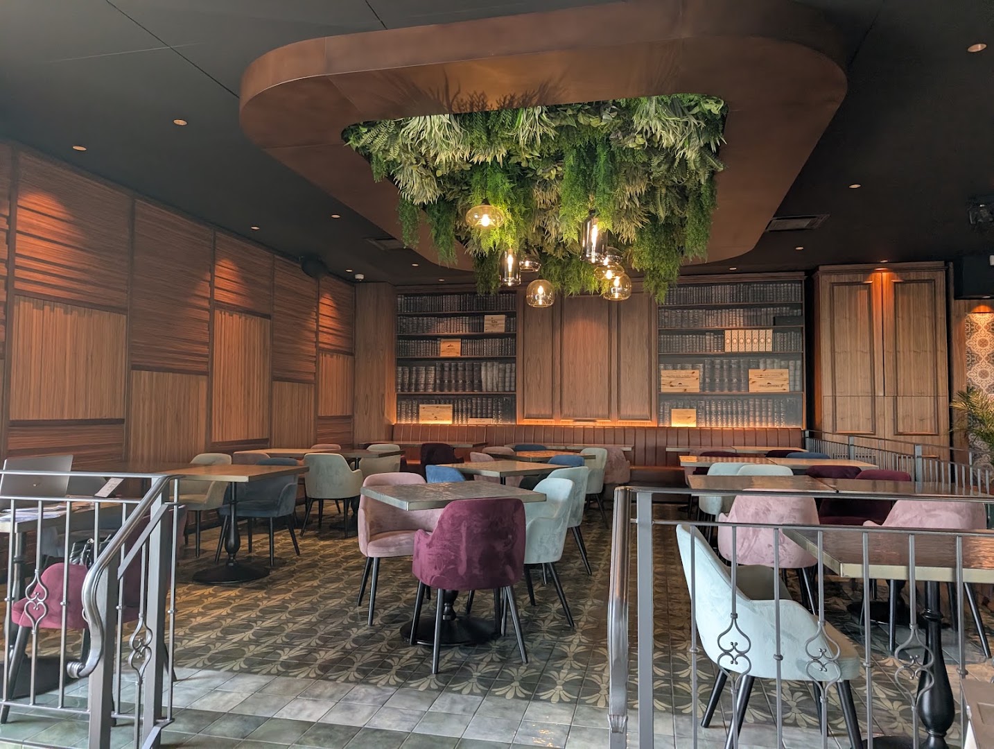 Peperì - Ristorante, Pizzeria, Cocktail Bar