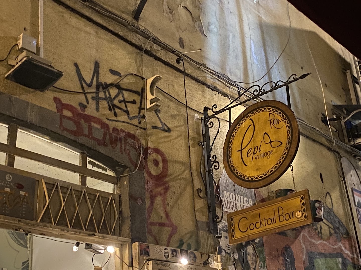 Pepi Vintage Room ( bar Axelle et Mav )