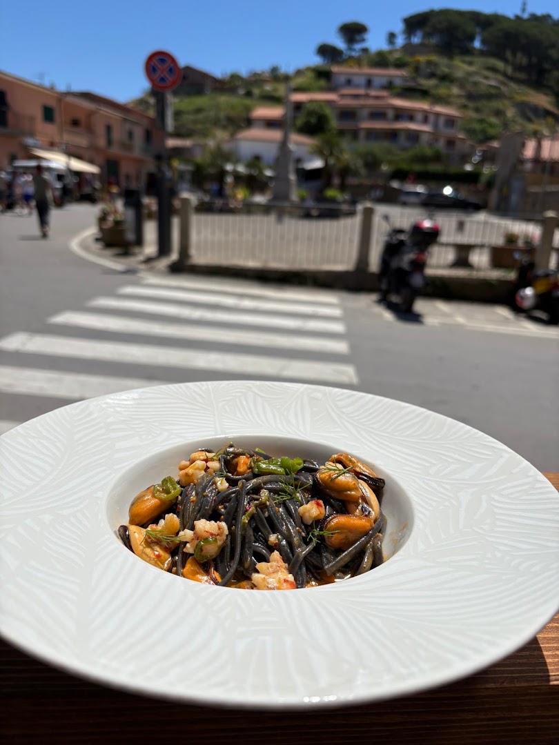 Perbacco Wine Bar & Bistrot