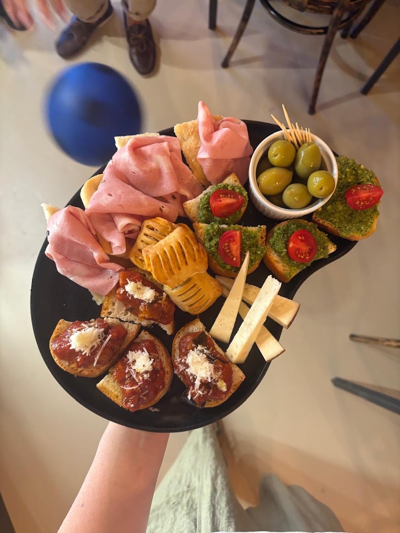 Perbacco Wine Bar & Bistrot