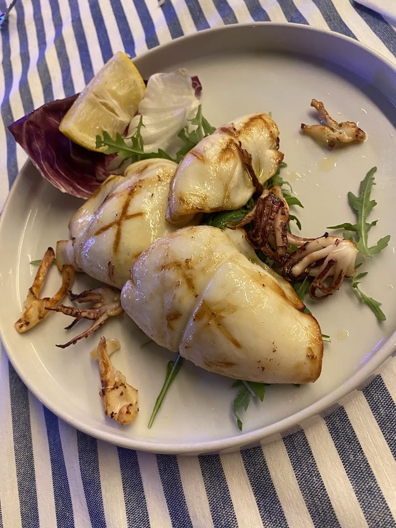 Pesce Amore E Fantasia, Formia