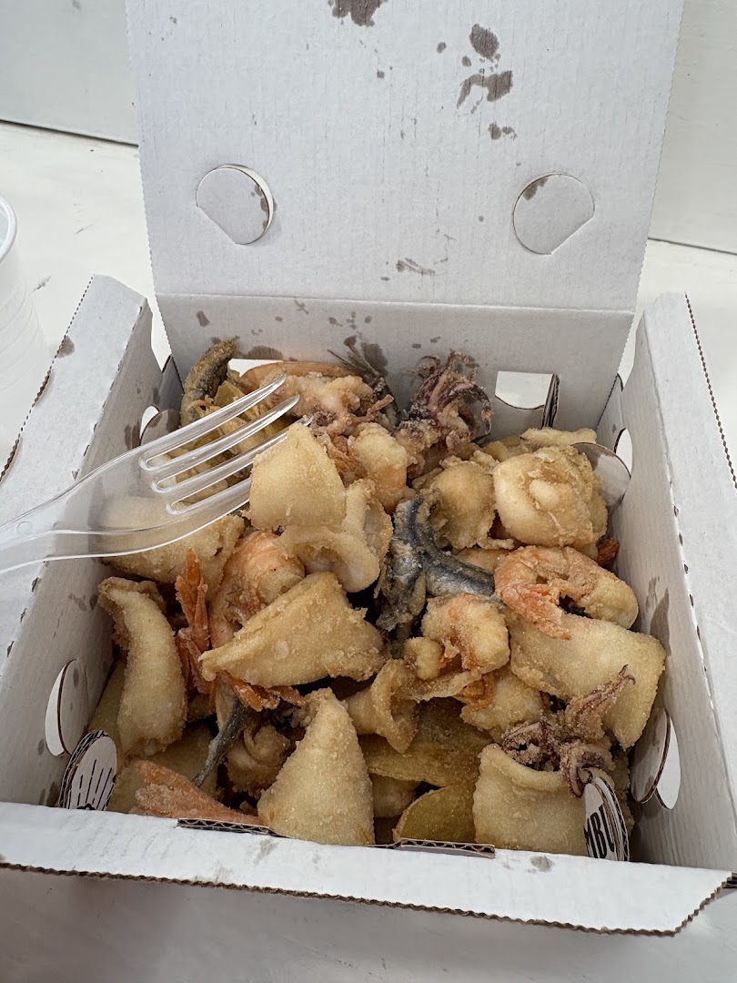 Pescheria Friggitoria Oltre Mare