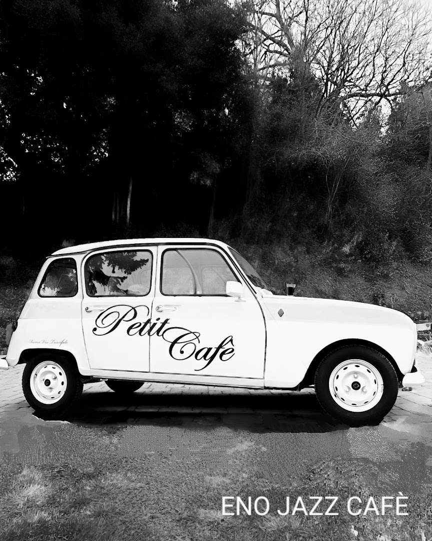 Petit Cafè