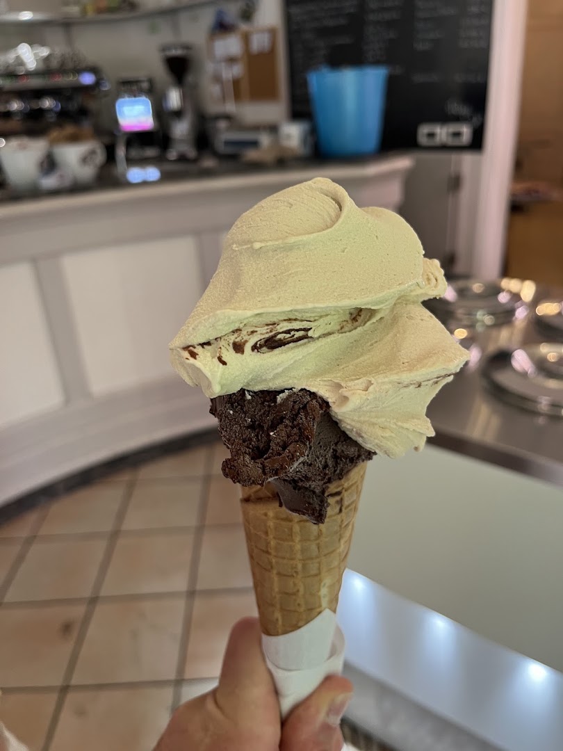Petit Gout Gelateria - Caffetteria - Bar