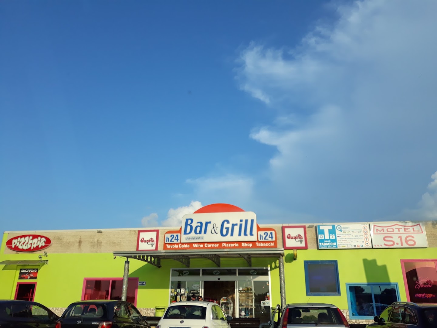 Petrolgrill Area S. R. L. - Area Di Servizio e Agenzia di Scommesse Betitaly, Muro Leccese