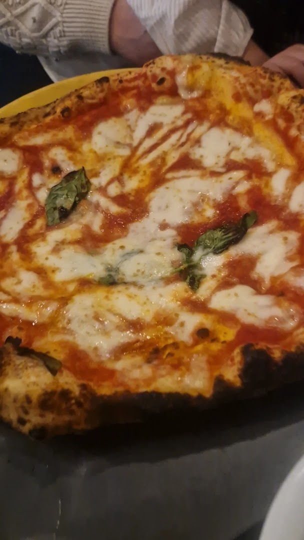 Pharina Pizzeria