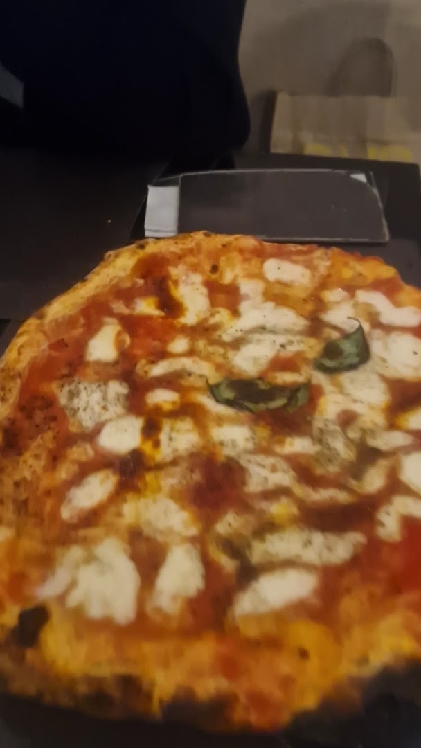Pharina Pizzeria