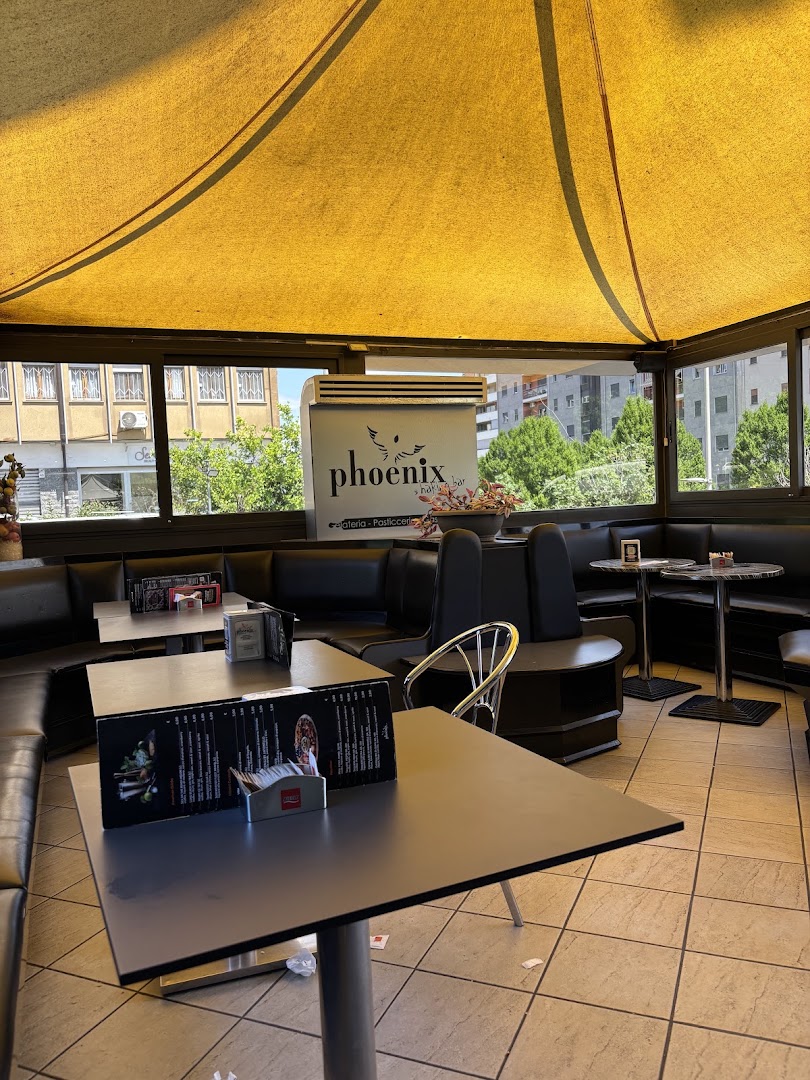 Phoenix lounge risto bar
