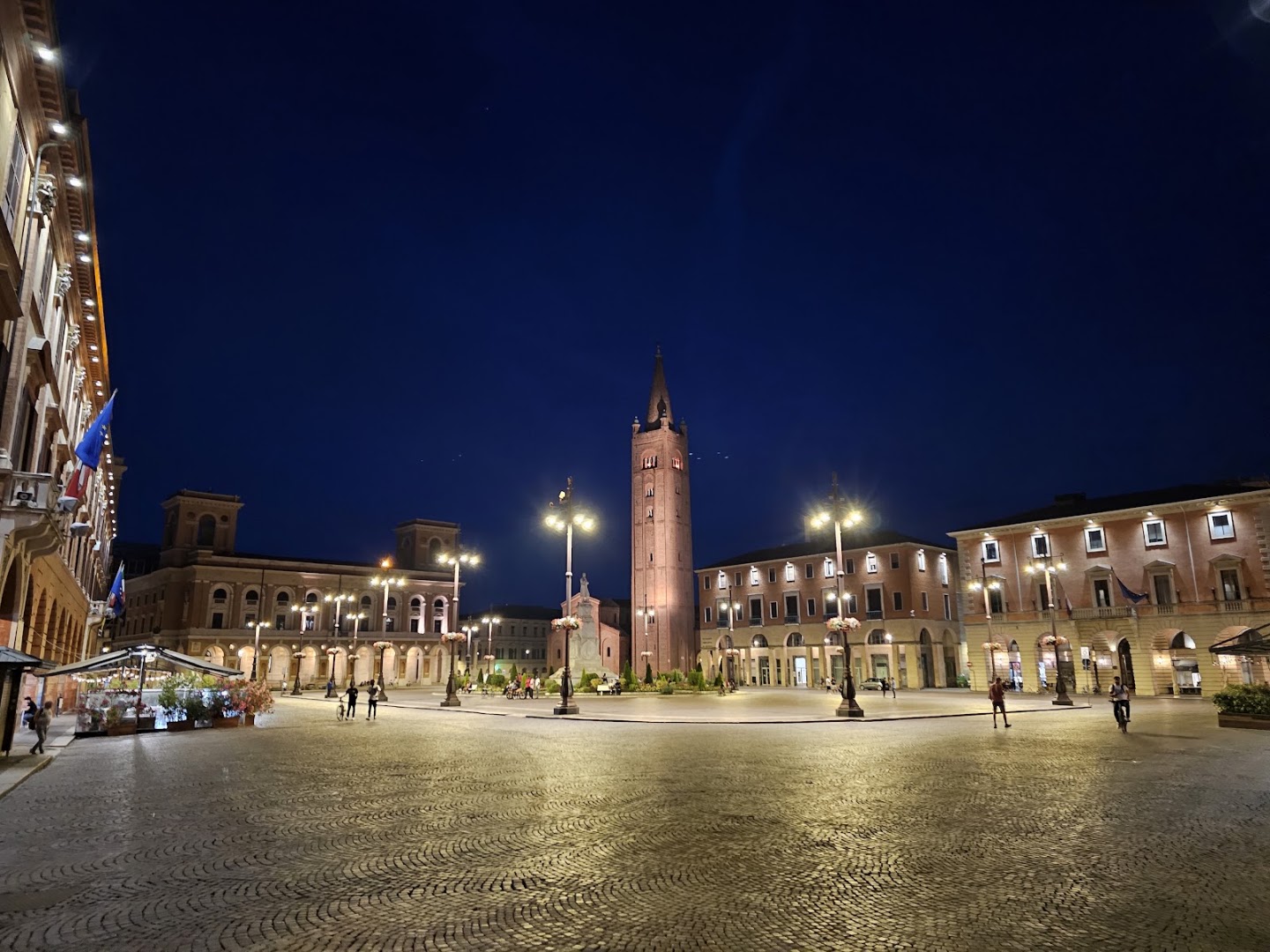 Piazza Aurelio Saffi