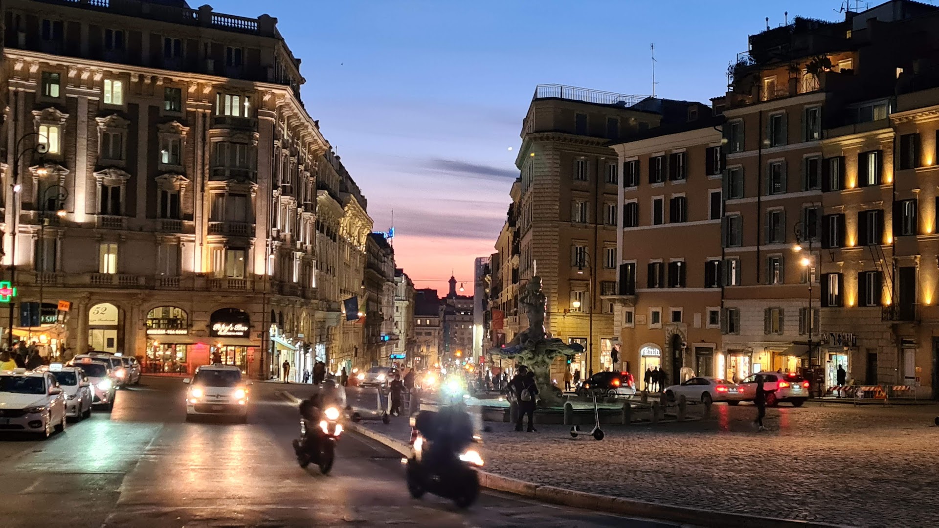 Piazza Barberini, Roma