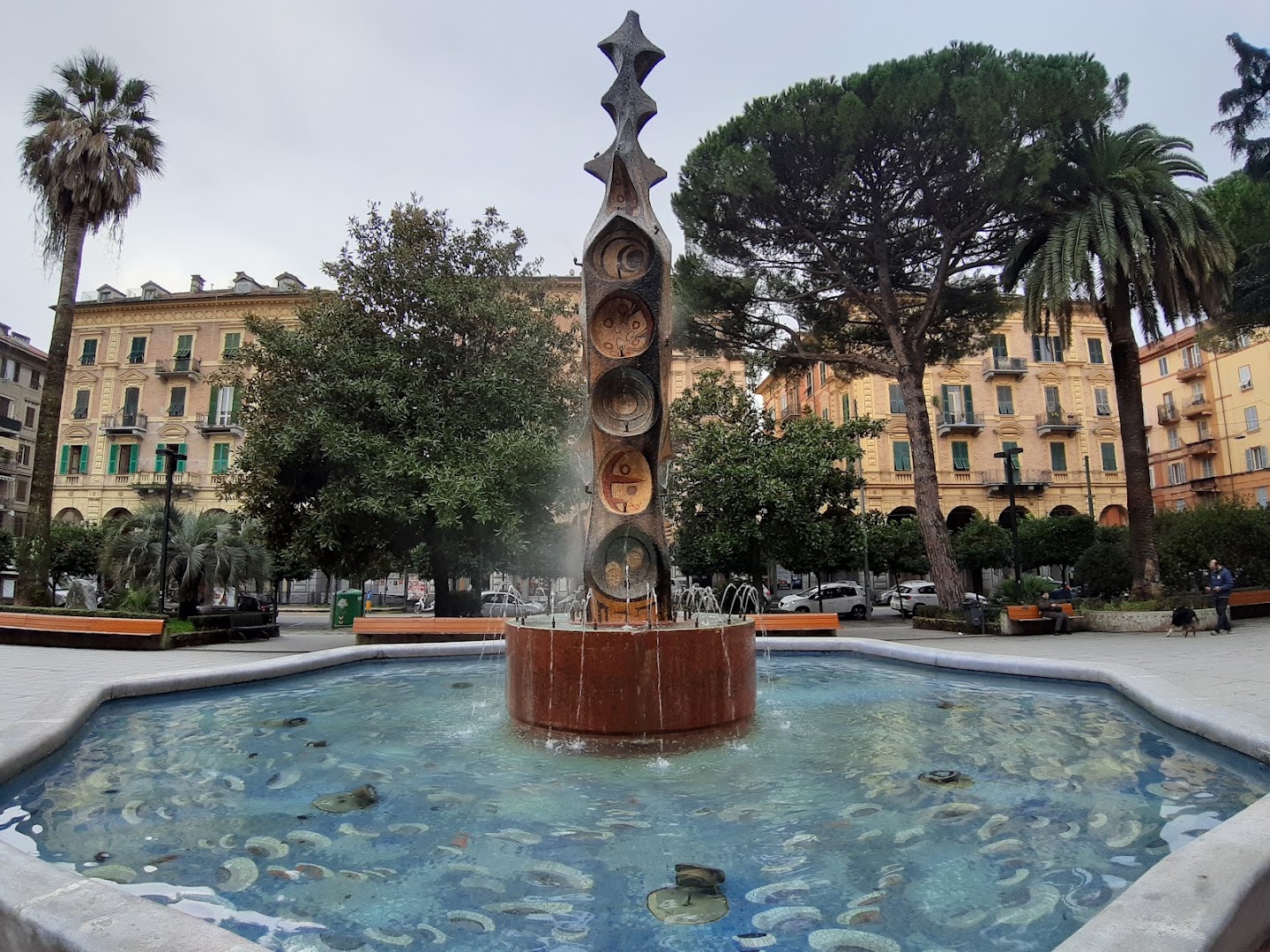 Piazza Benedetto Brin