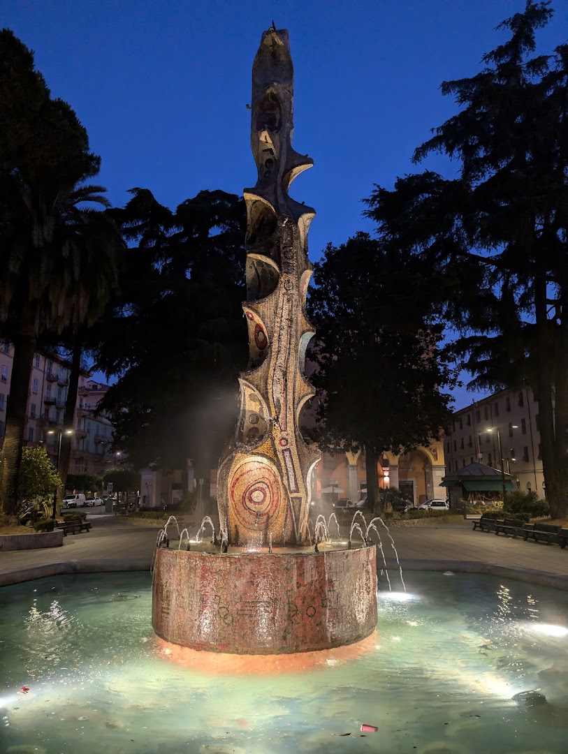 Piazza Benedetto Brin