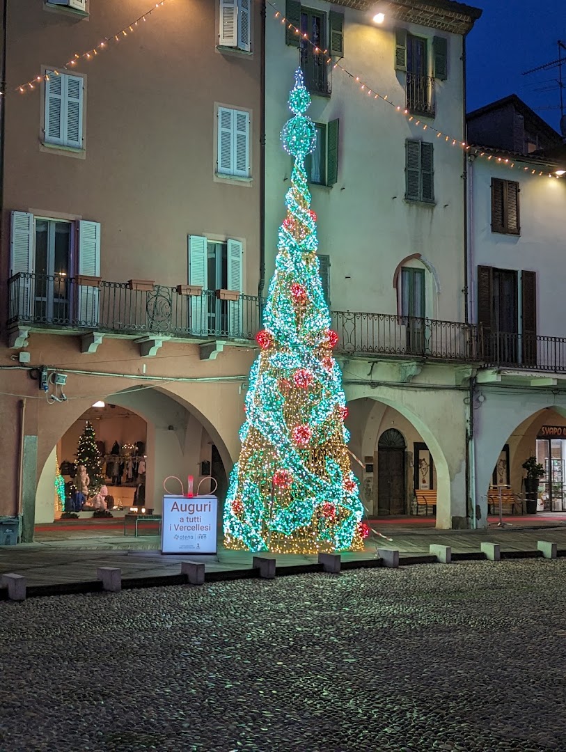 Piazza Cavour