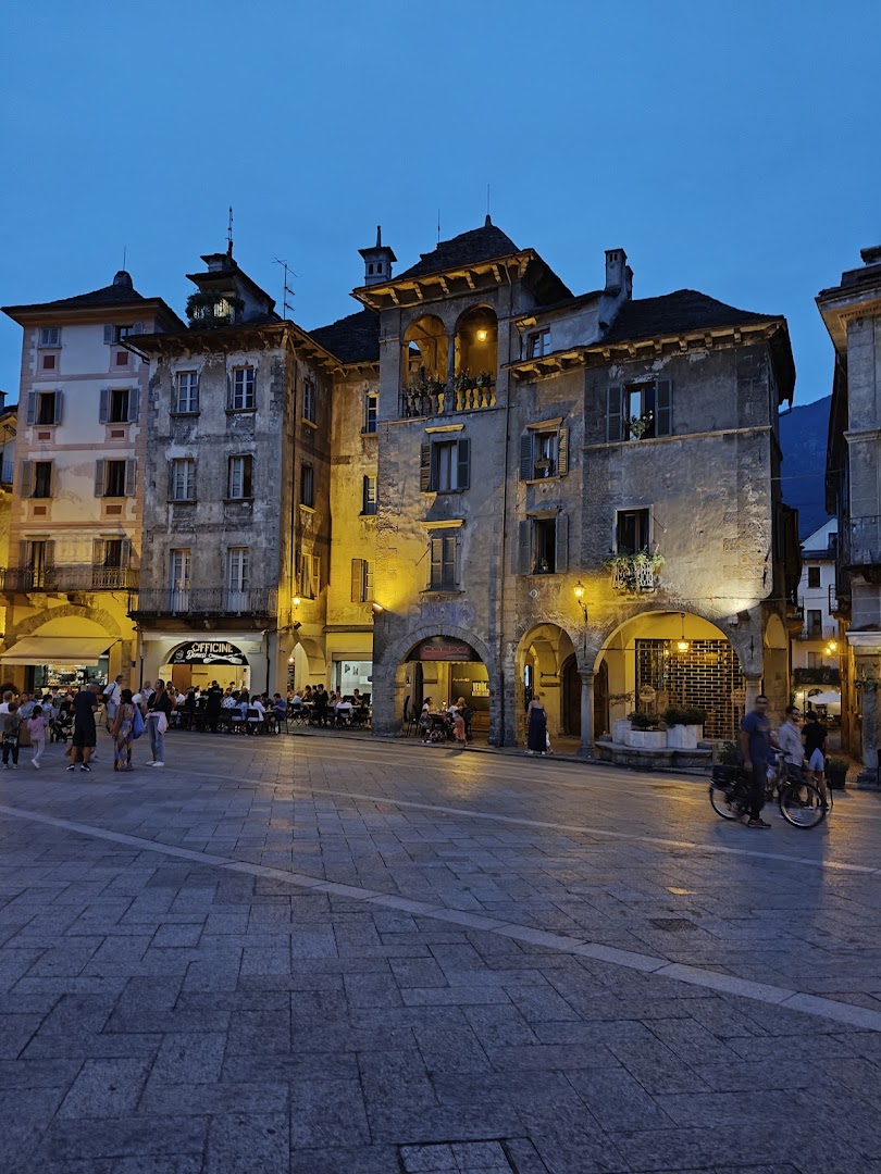 Piazza del Mercato di Domodossola