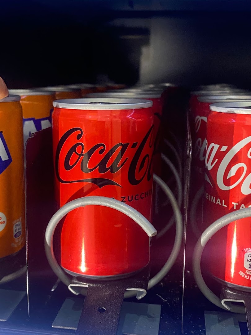 Piazza Del Popolo 24H | Distribtuori Automatici | Acqua, Caffè, Bevande, Snack
