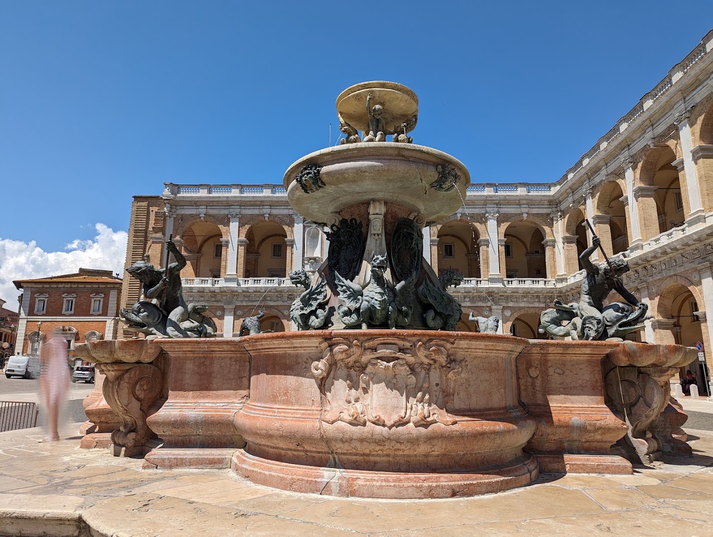 Piazza della Madonna