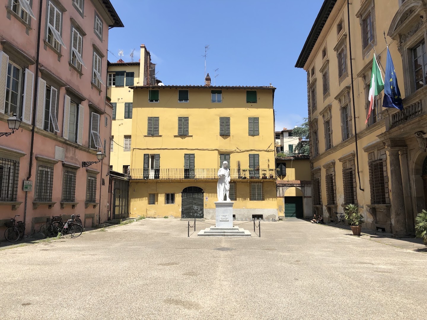 Piazza dell'Anfiteatro