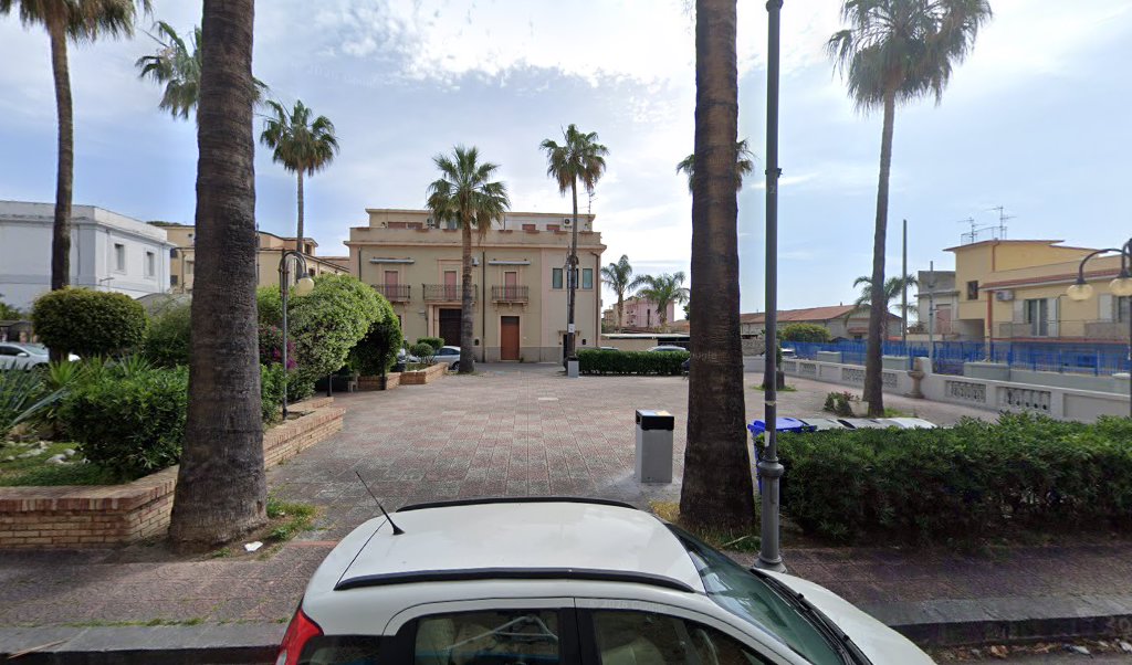 Piazza Dogana Roccella, Roccella Ionica
