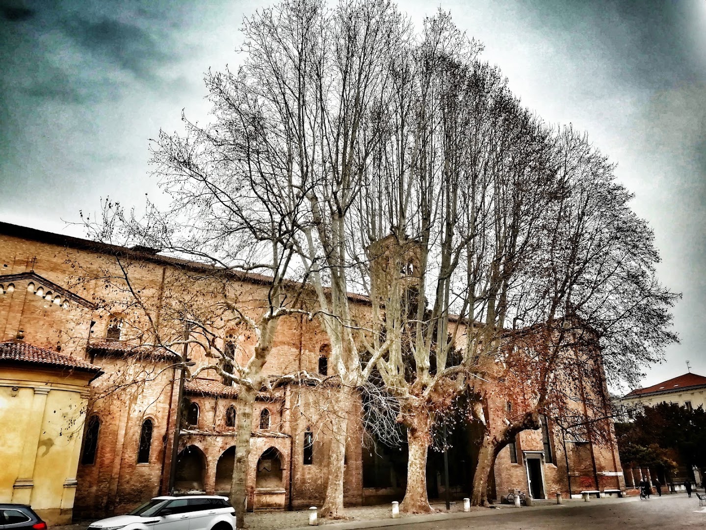 Piazza Eremitani