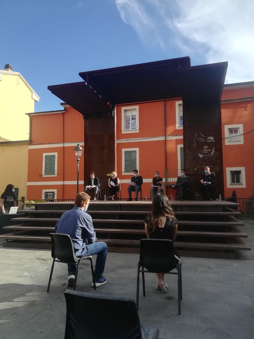 Piazza Fabrizio De André