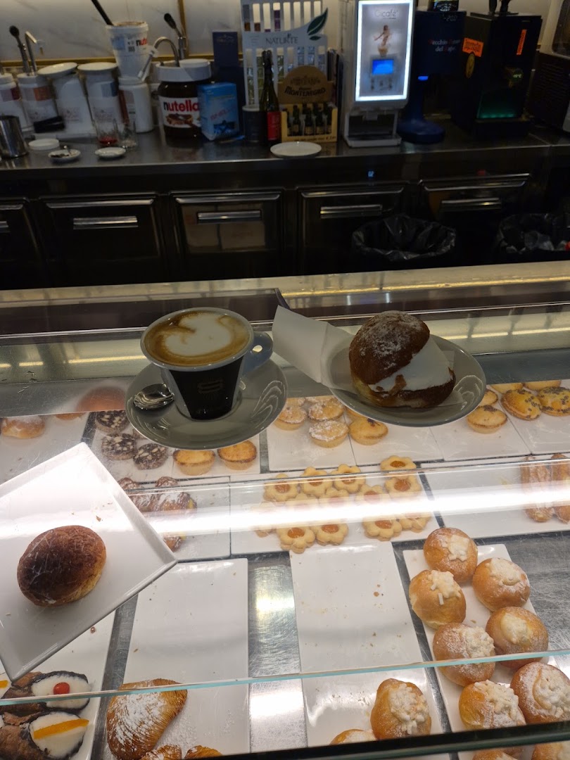 Piazza Grande Food Cafe
