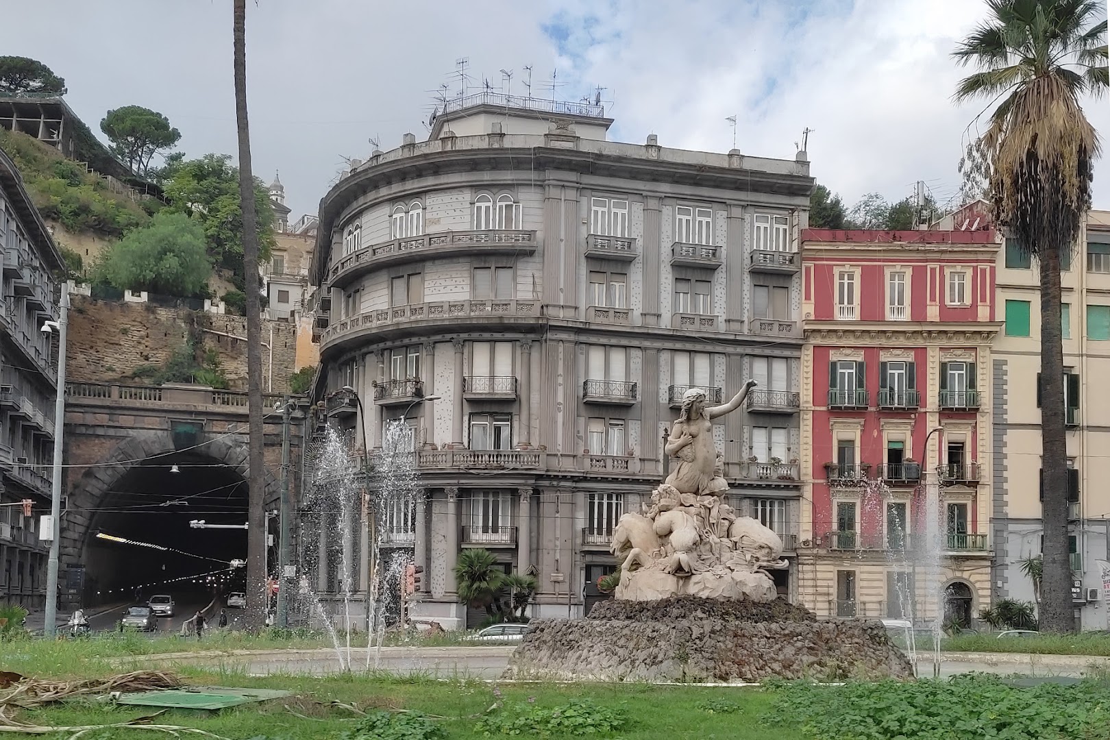 Piazza Sannazaro