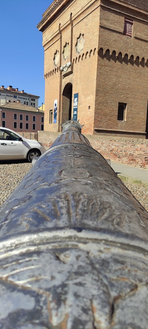 Piazza Savonarola