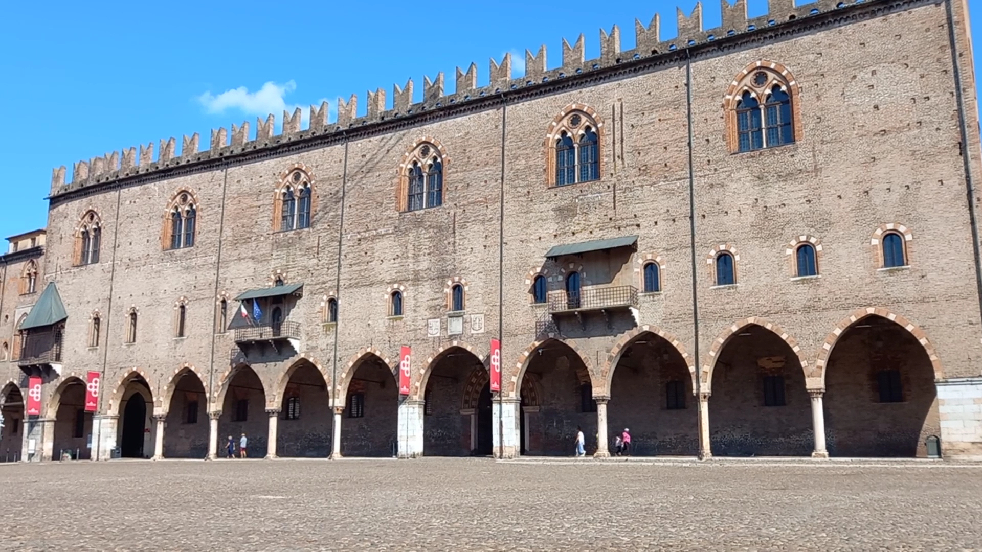 Piazza Sordello