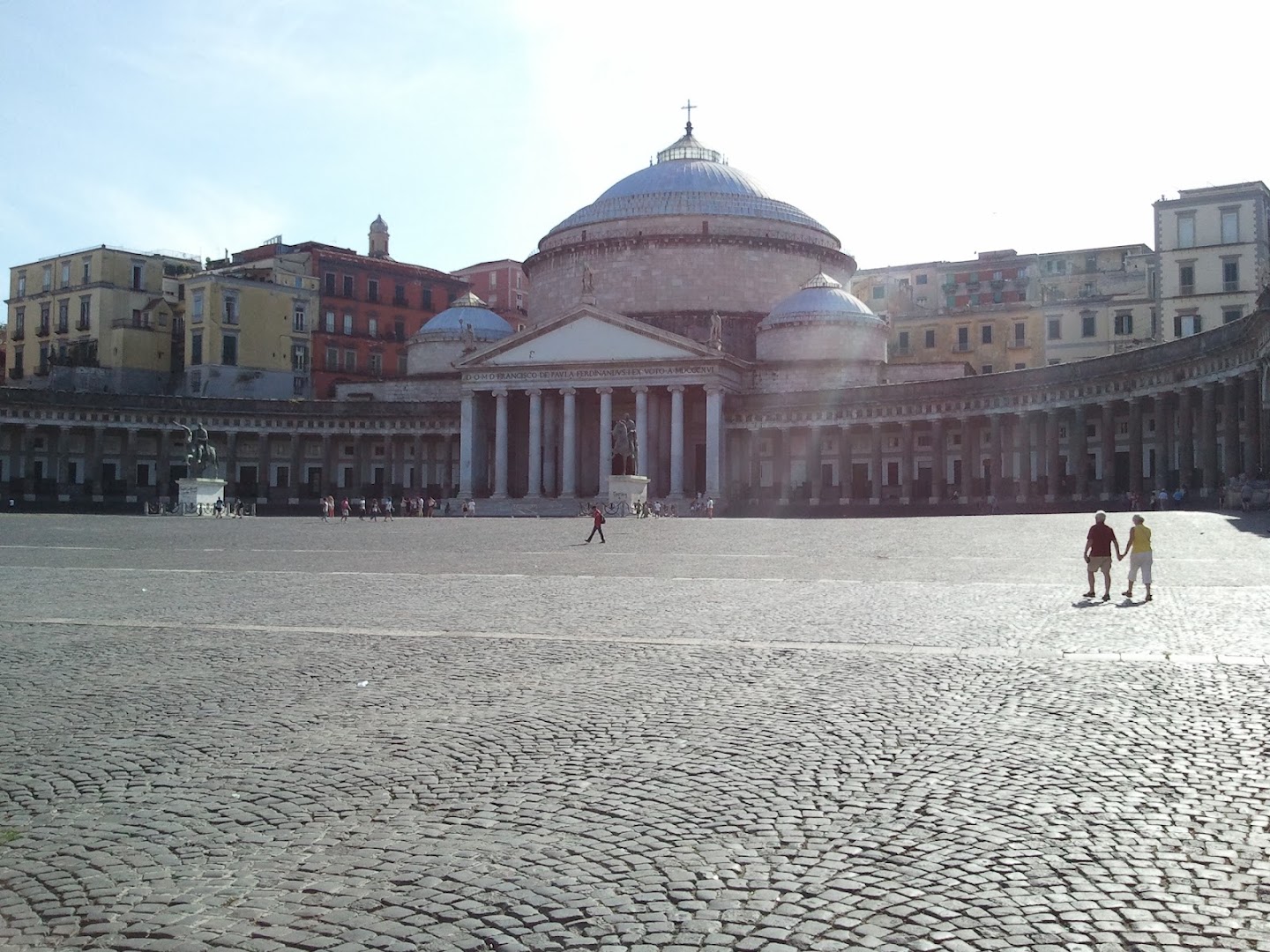 Piazza Venezia, Mugnano di Napoli