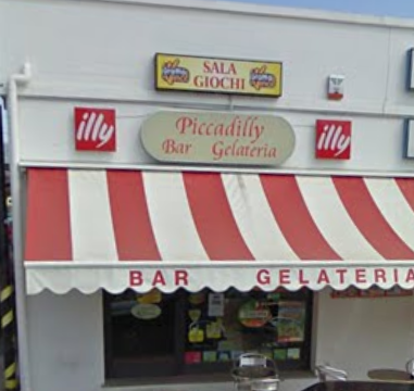 Piccadilly Bar, Senorbì