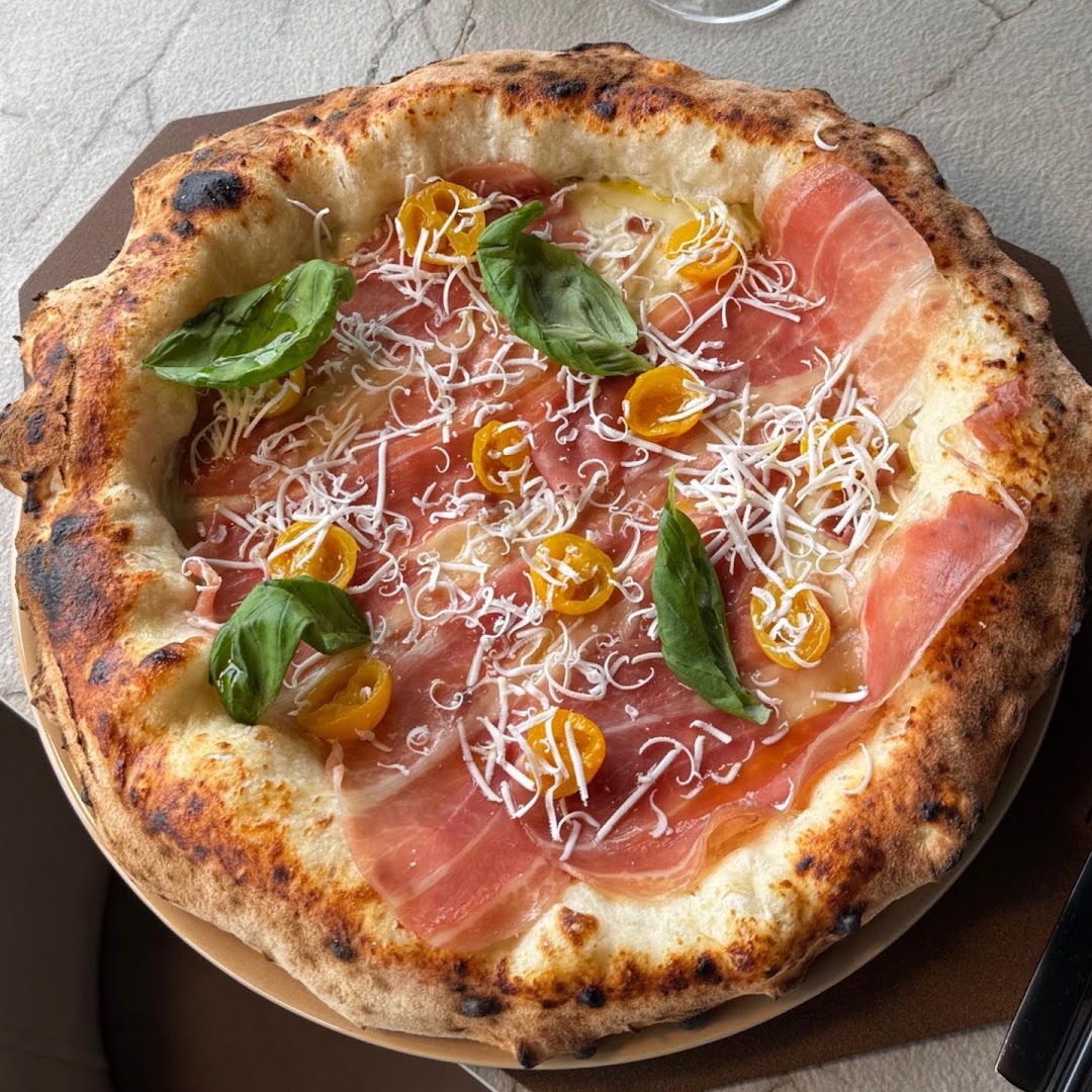 Piccerella Pizzeria, Varcaturo