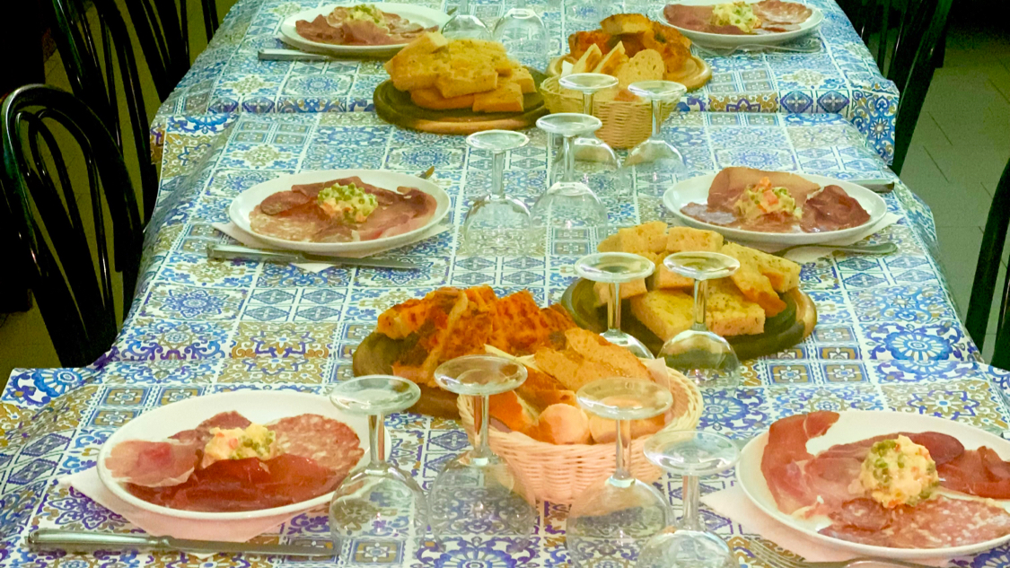 Piccolo Mondo Antico