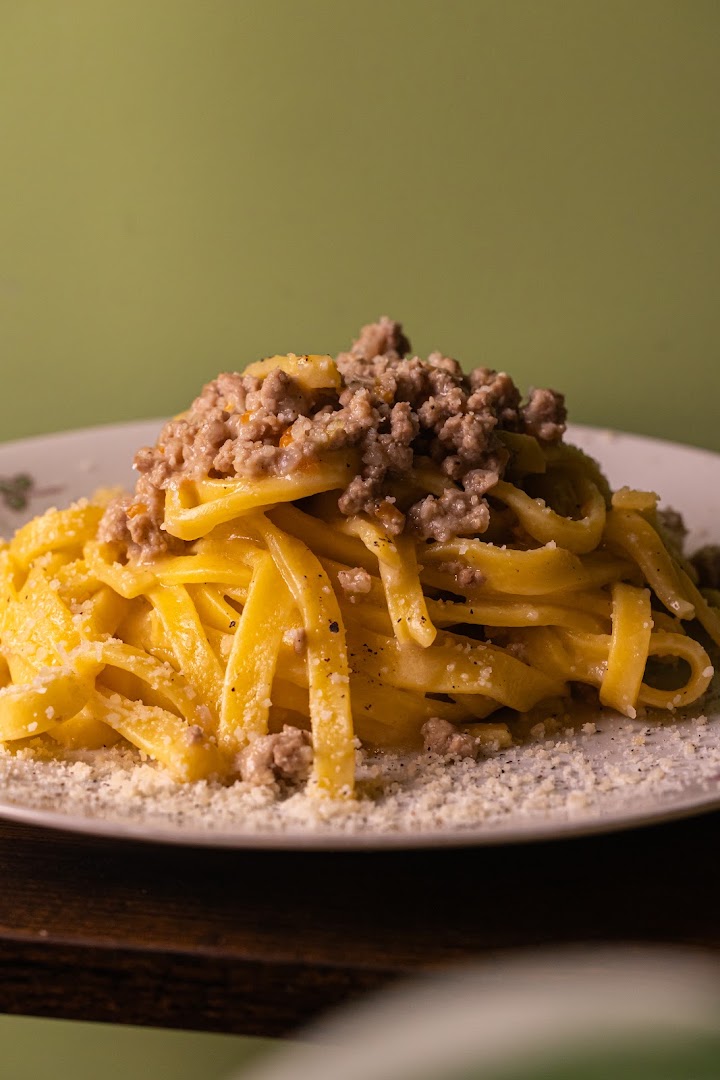 Pina's | Caffé vino e cucina