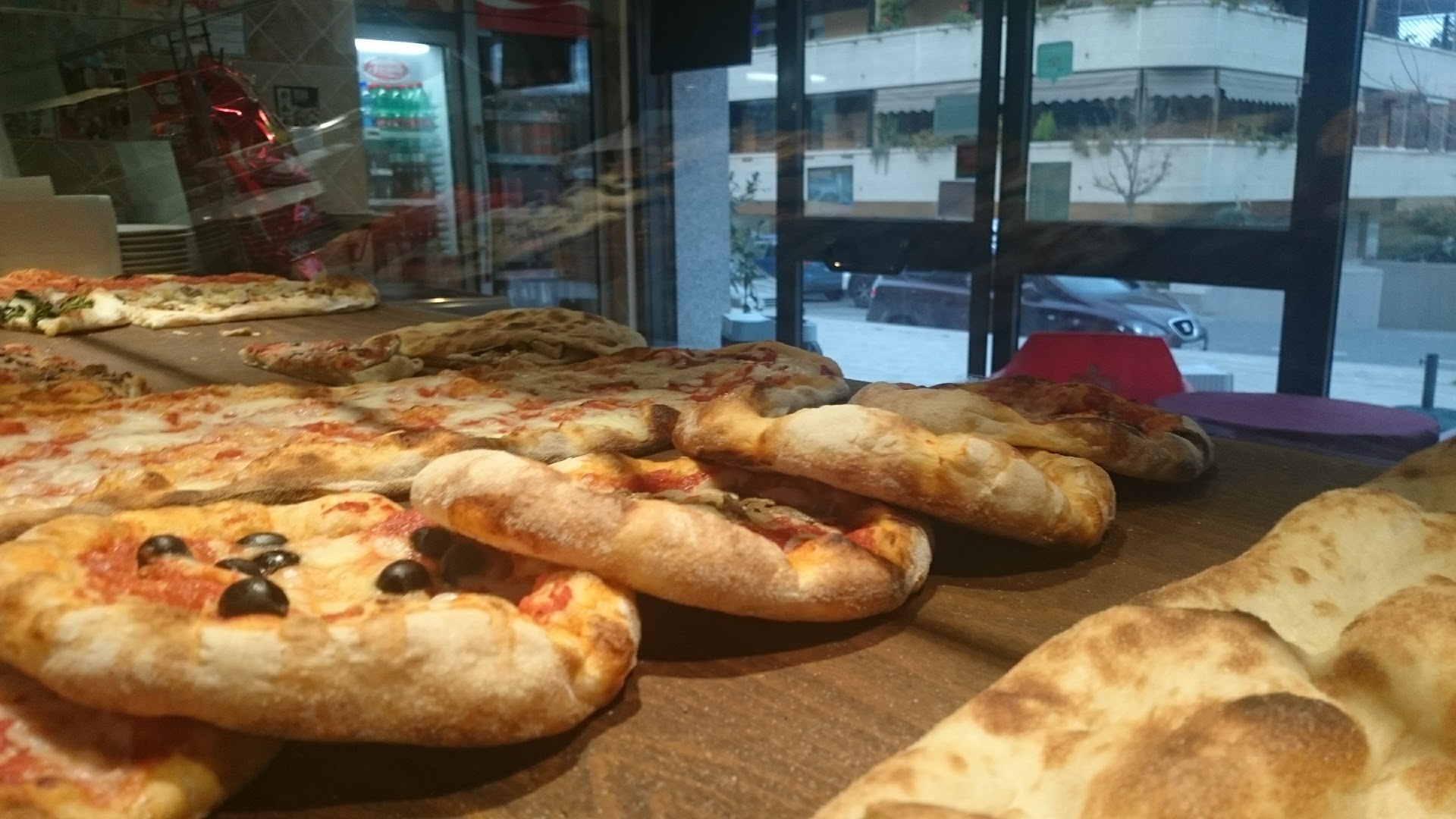 Pinsa Bianca - Pizzeria Friggitoria e Tavola calda