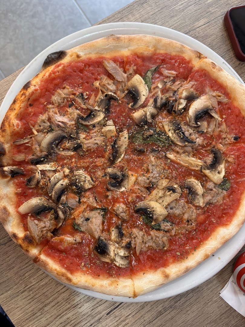 Pinsa Pizzeria