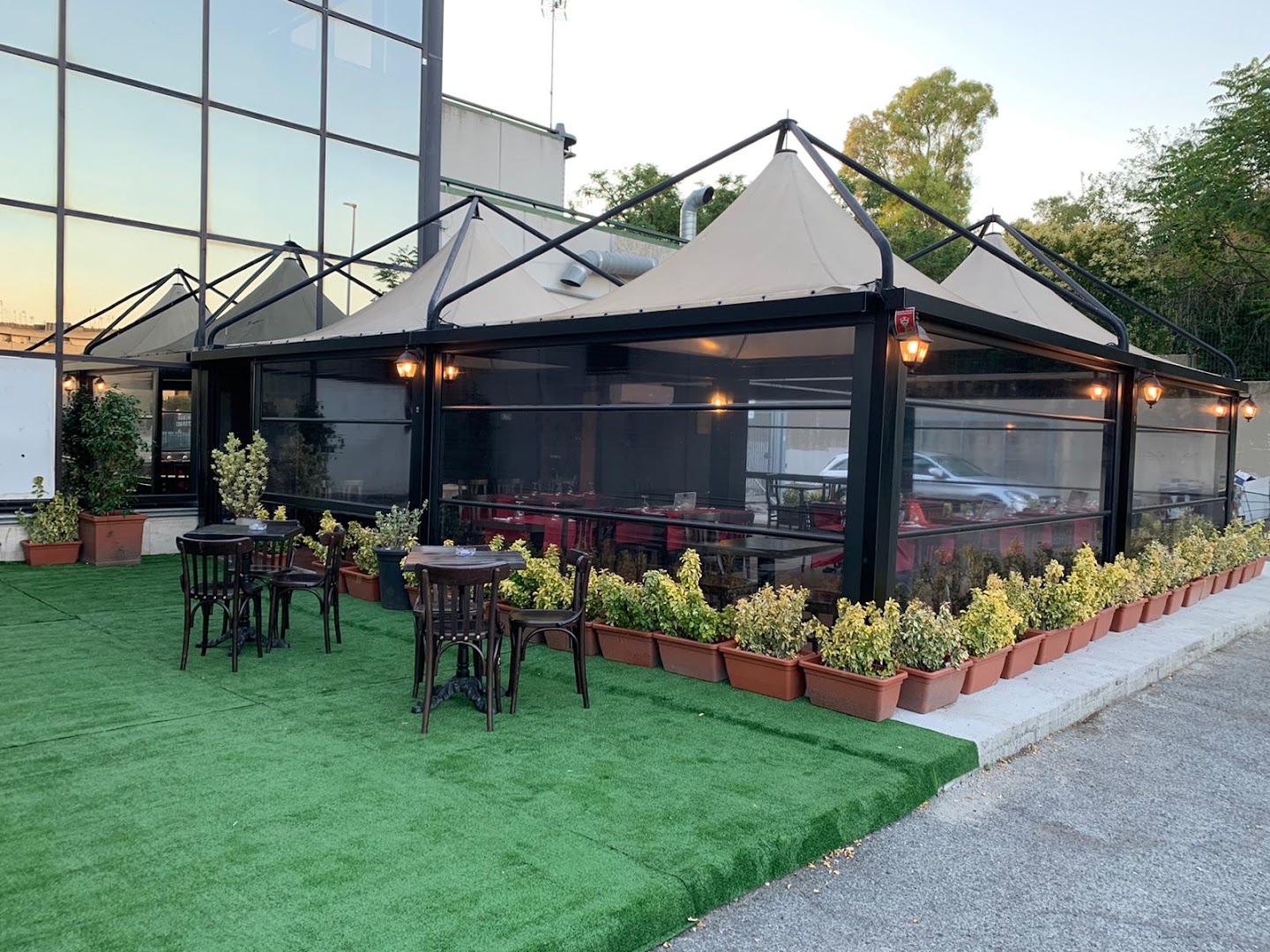 Piramide Group (Food & Beverage)