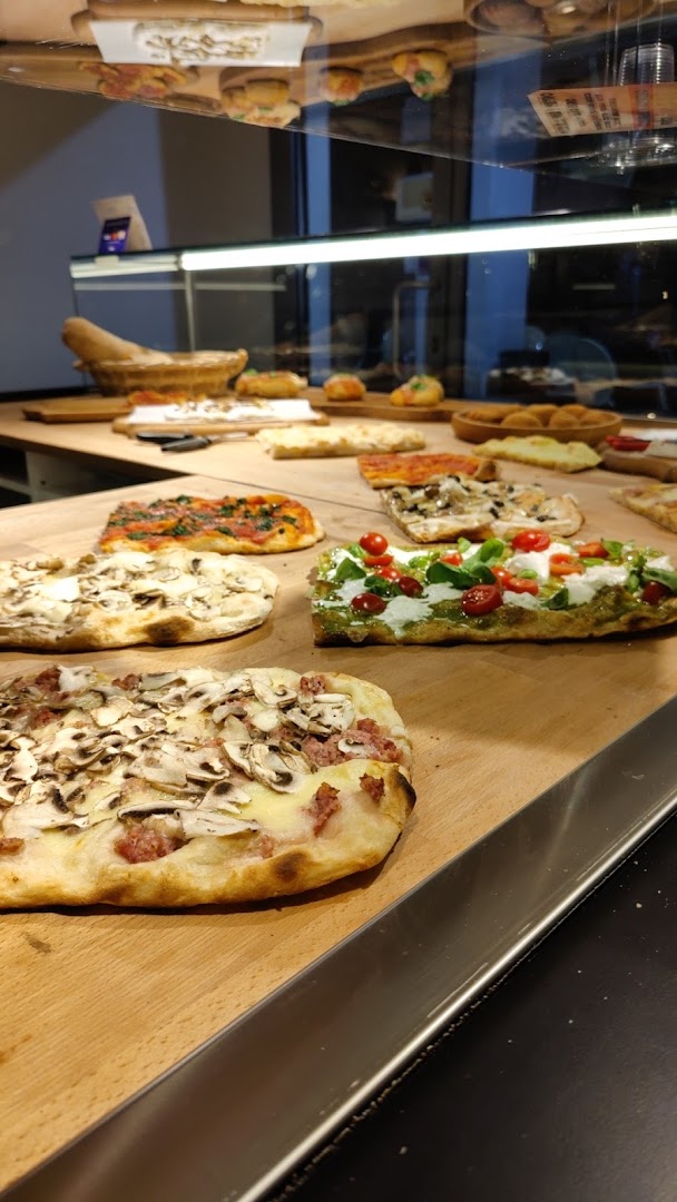Piramide Group (Food & Beverage)