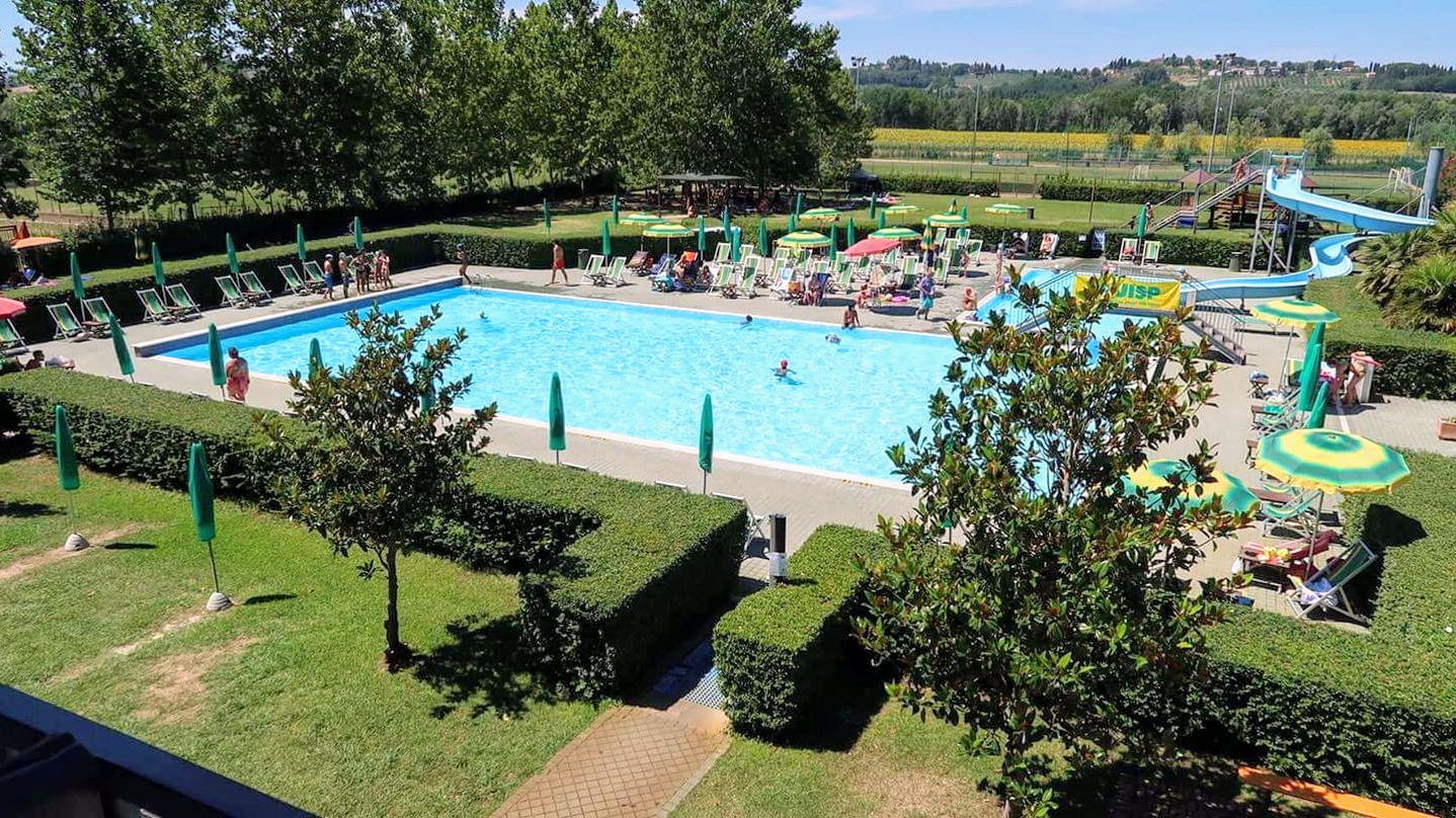 Piscina comunale Uisp di Peccioli