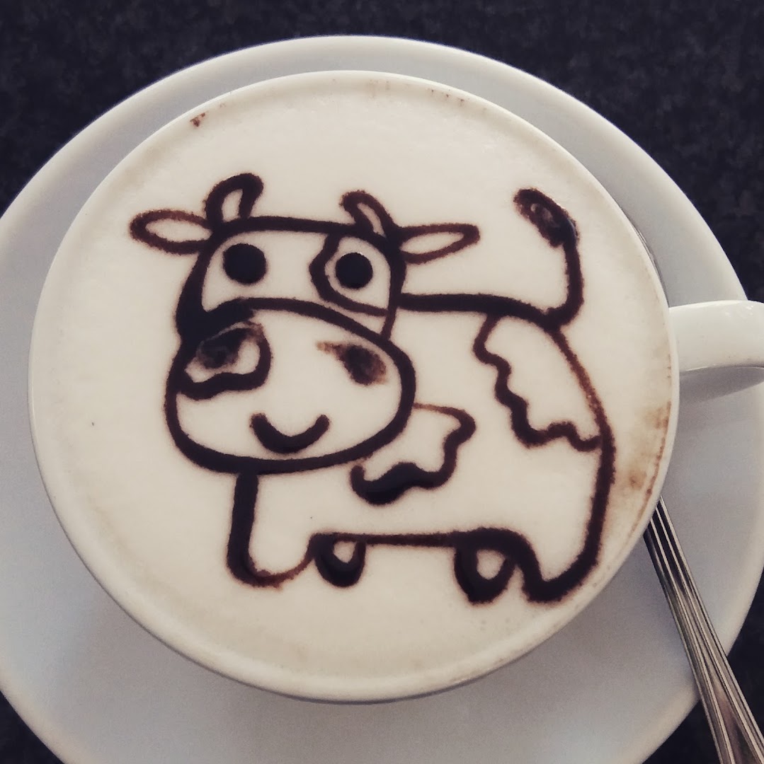 Pit Stop café Ploom store