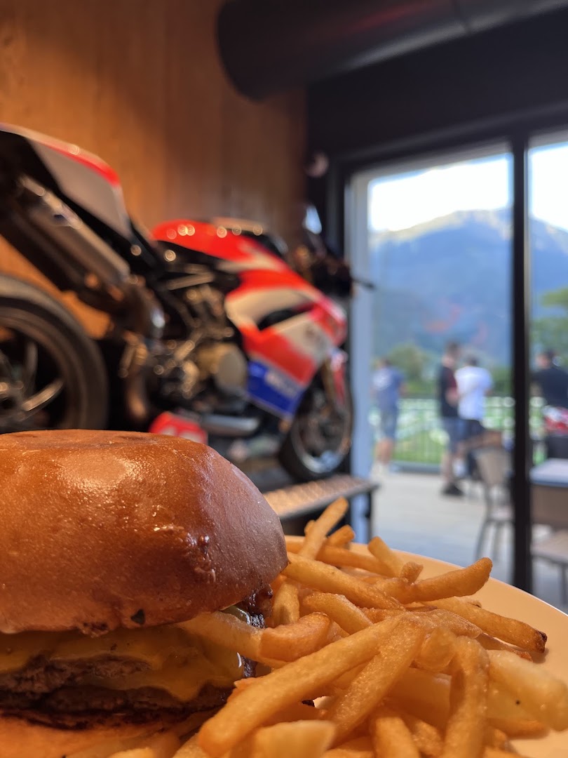 Pit Stop - Pizzeria Hamburgeria Kart Villa di Tirano