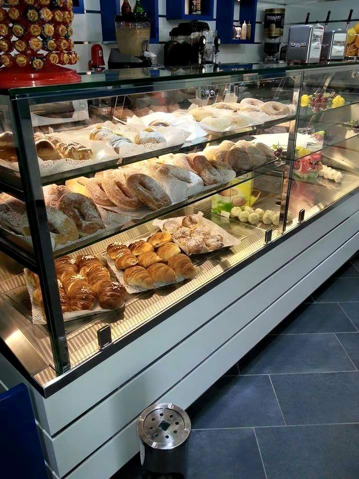 Pit Stop S.a.s., Napoli