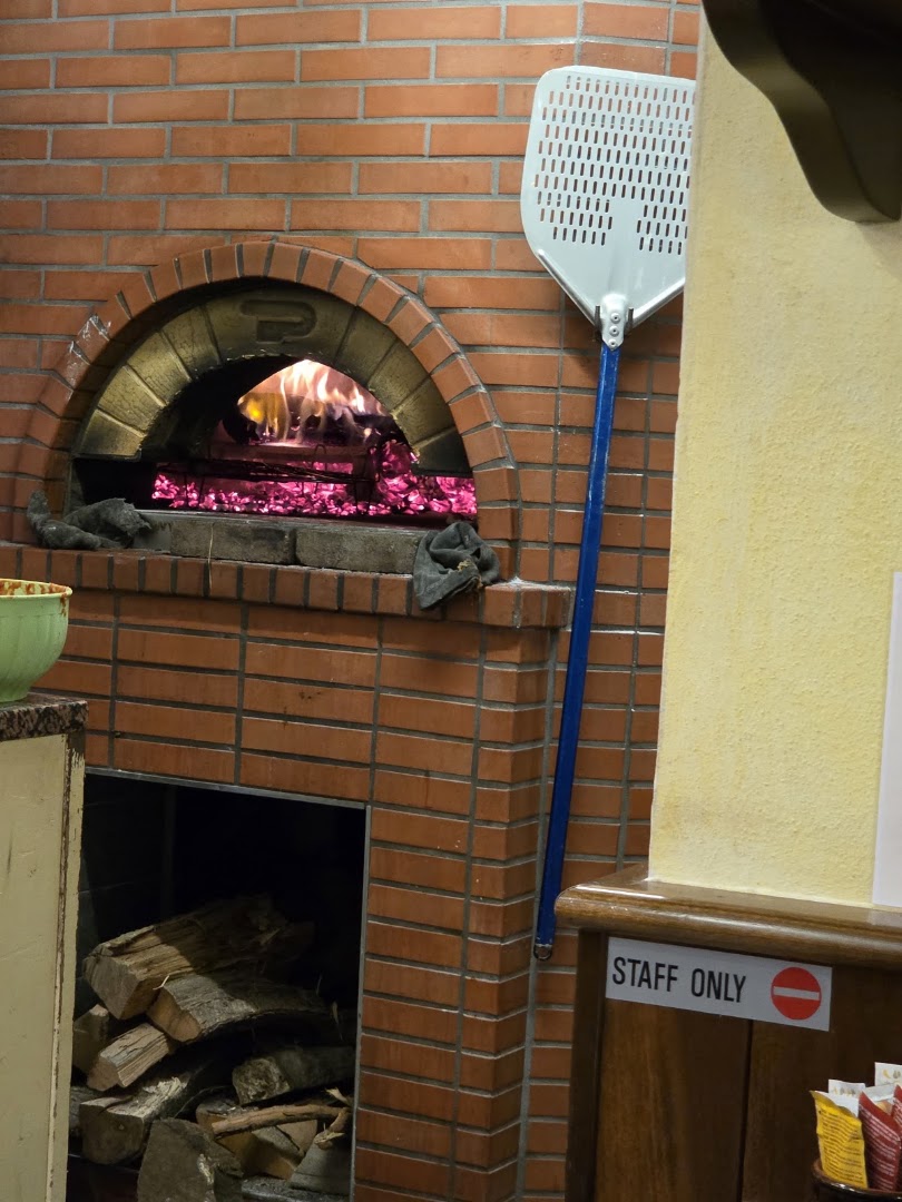 Pivazzano Pizzeria Ristorante