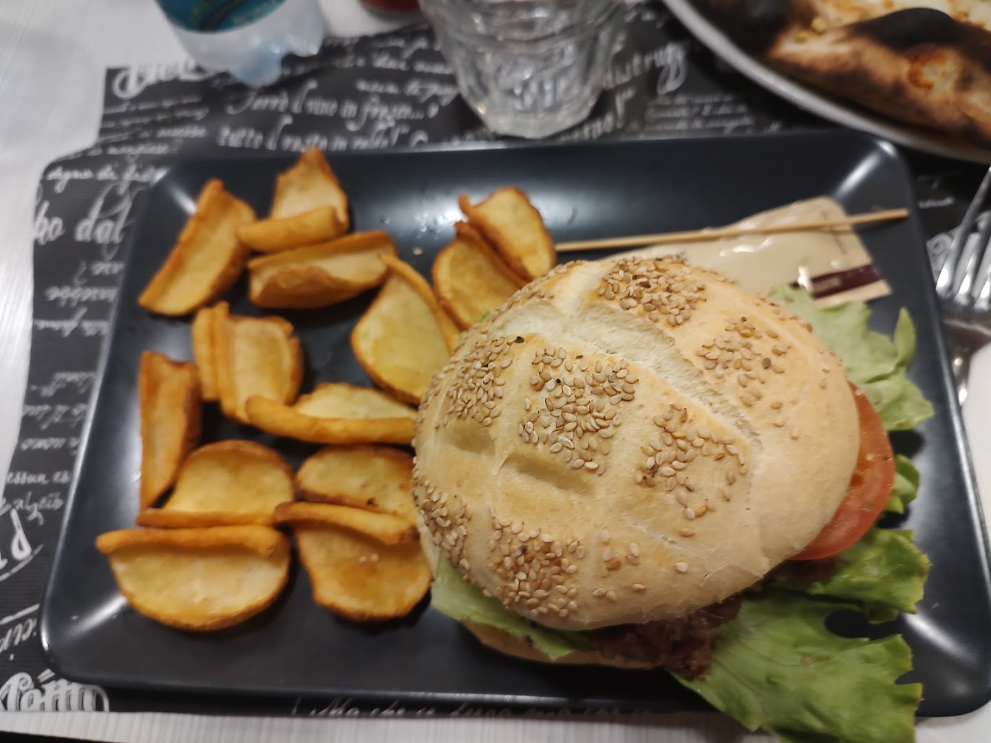 Pizburg Pizzeria Hamburgeria