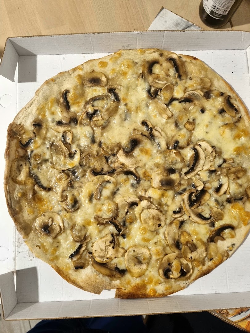 Pizza 12
