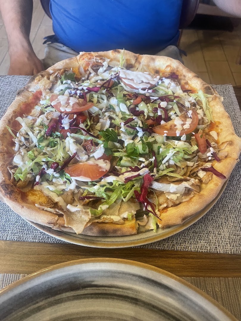 Pizza cerro kebap, Cerro Maggiore