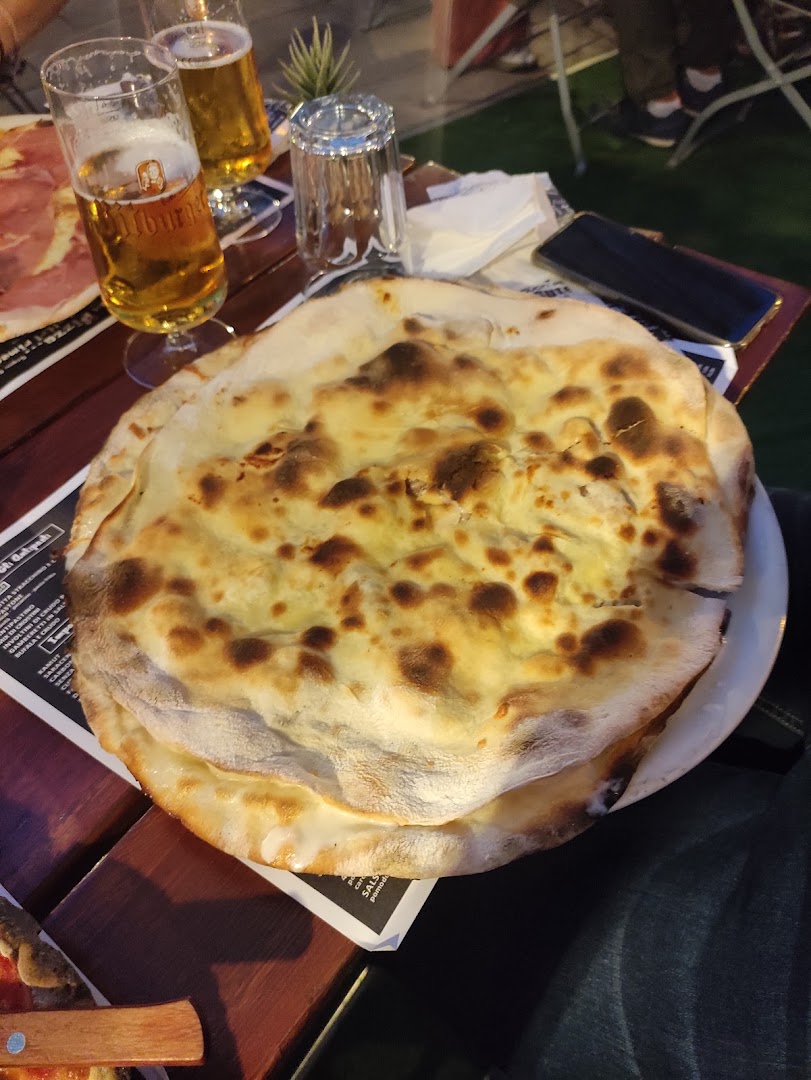 Pizza... E Altri Rimedi di Sara Biagini