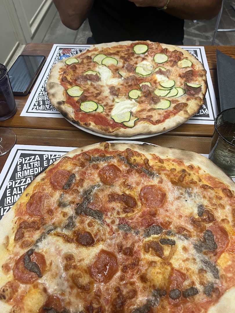 Pizza... E Altri Rimedi di Sara Biagini